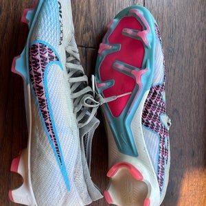 White Men's Used Size Men's 10.5 (W 11.5) Molded Cleats Nike Mercurial Vapor 15 Pro FG "Blast Pack"