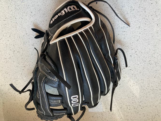 wilson a700 softball glove