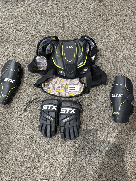 Used STX Stallion 200+ Lacrosse Youth Starter Set
