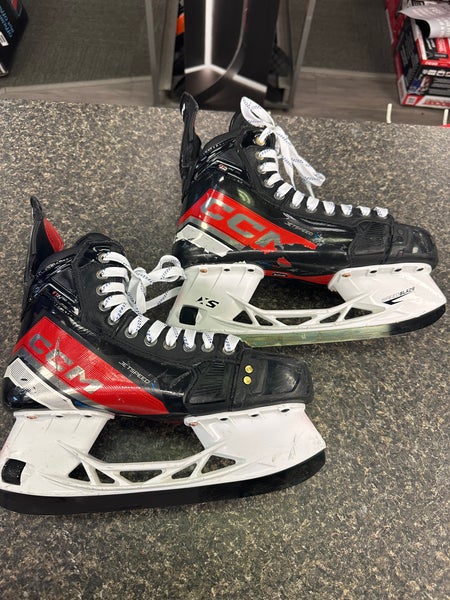 Senior CCM Regular Width 9 JetSpeed FT6 Pro Hockey Skates