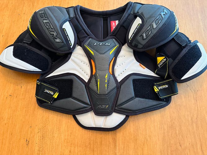 Used Small CCM  Super Tacks AS1 Shoulder Pads