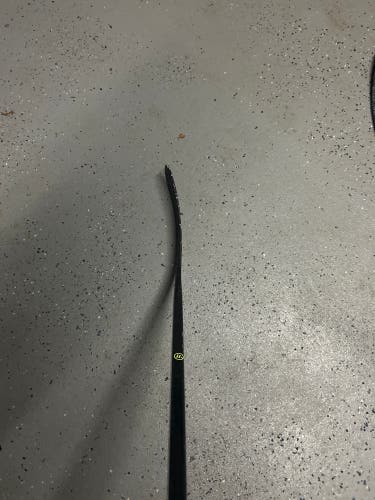 Senior Right Handed W88 Pro Stock Alpha LXT Hockey Stick