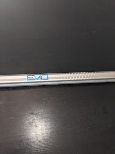 Warrior Evo Kryptolyte Shaft With Metal Finish