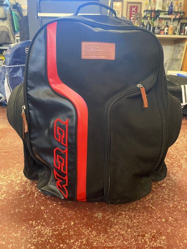CCM EBP 290 Rolling hockey bag