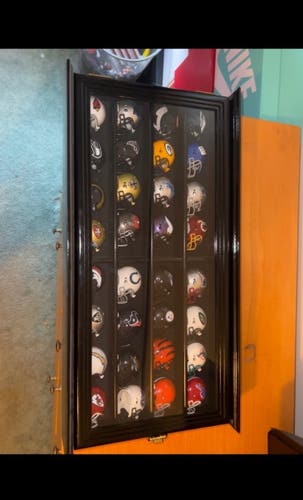 NFL Mini Riddell Helmets (all 32 Teams)