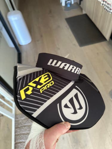 Warrior pro goalie neck guard