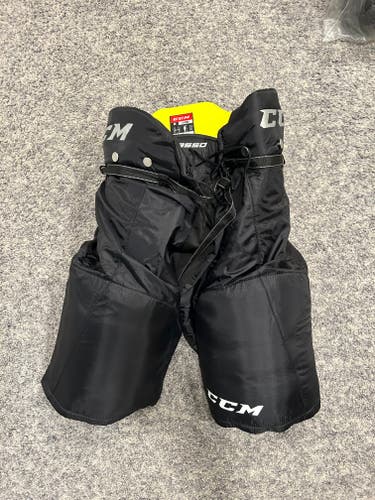 Used SR XL CCM Tacks 9550 Hockey Pants