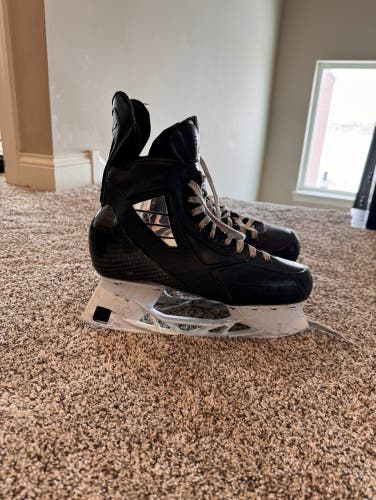 Used Size 7 True Custom Hockey Skates