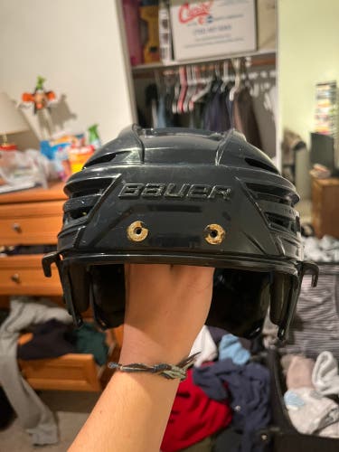 Bauer react 150 hockey helmet size medium