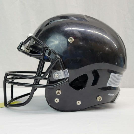 Used Schutt 2021 Vengeance Pro Ltd Md Football Helmets