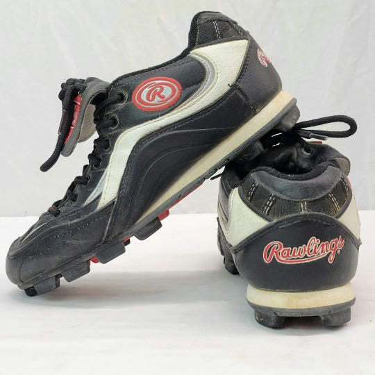 Used Rawlings Molded Senior 6.5 Baseball & Softball Cleats