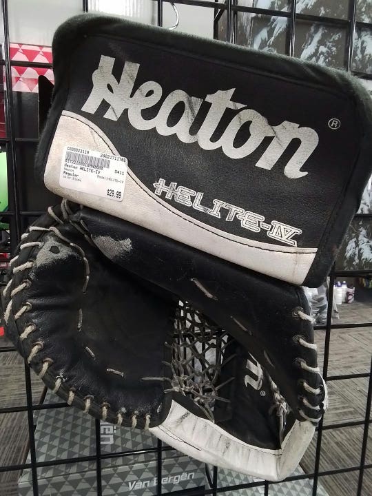 Used Heaton Helite-iv Regular Goalie Catchers