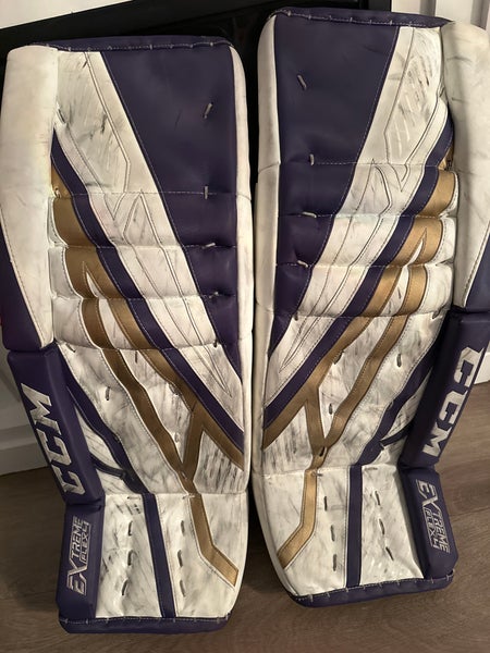 Used 32+1" CCM Regular EFlex 4 Pro Pads + Axis Pro Gloves