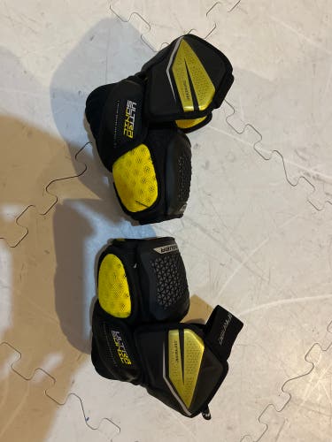 Junior Bauer Supreme Ultra Sonic Elbow Pads