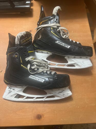 Senior Bauer Regular Width   9 Supreme 2S Pro Hockey Skates