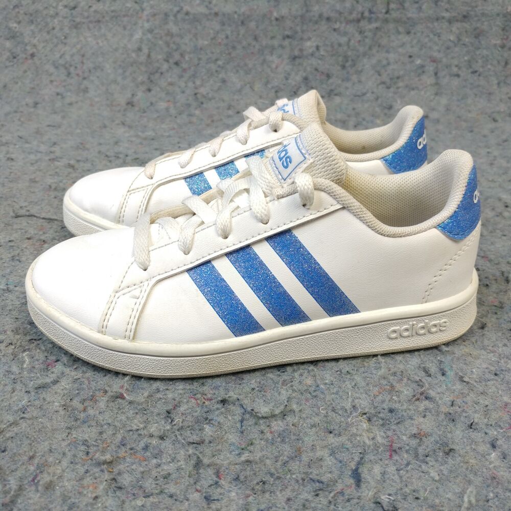 adidas original girl shoes