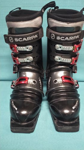 Used Scarpa T1 Telemark Ski Boots