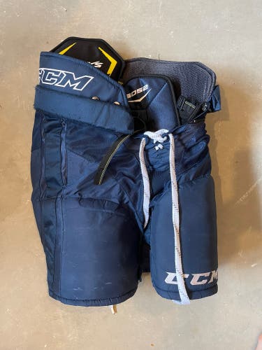 Senior Medium CCM  Tacks 6052 Hockey Pants