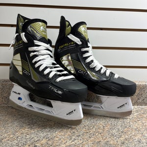 Senior New True Catalyst 7 Hockey Skates 8