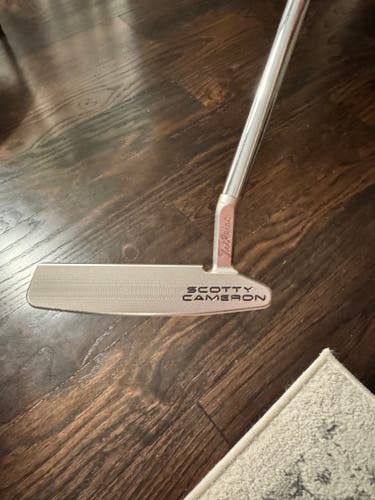 New 2020 Scotty Cameron Right Handed Special Select Newport 2.5 Putter 33"
