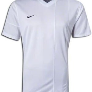 Nike Boys Striker III Replica 520590 Size XLarge White Soccer Jersey NWT $30