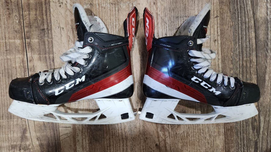 Used CCM JetSpeed FT4 Hockey Skates Narrow Width Size 6