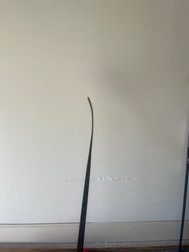 New Right Handed Pro Stock Hockey Stick