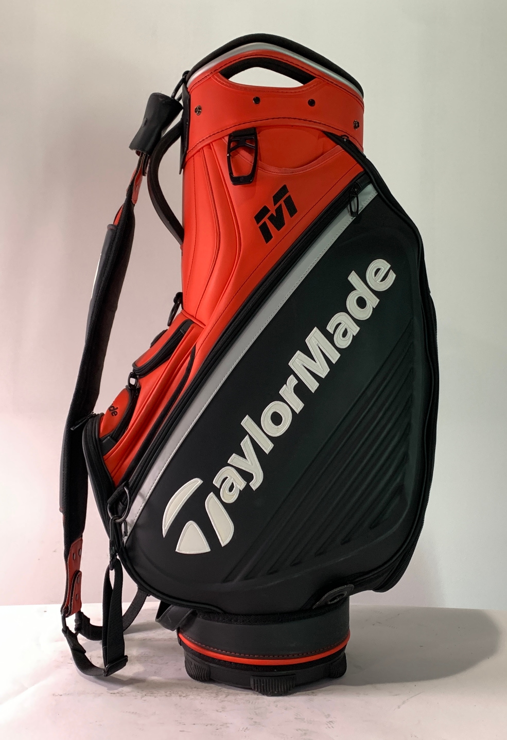 TaylorMade Tour M Staff Golf Bag Red Black Single Strap 6-Way Divide 8" x 9"