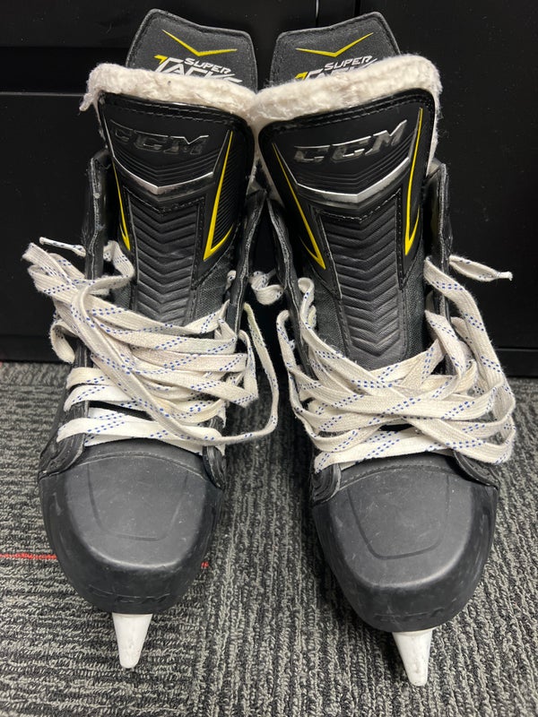 Senior CCM Regular Width Size 6 Super Tacks AS1 Hockey Skates