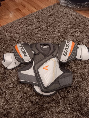 Junior Used Small Easton M3 Shoulder Pads