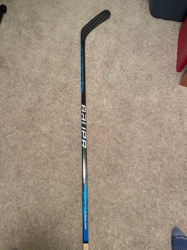 Senior Right Handed P92M Pro Stock Nexus Sync Hockey Stick