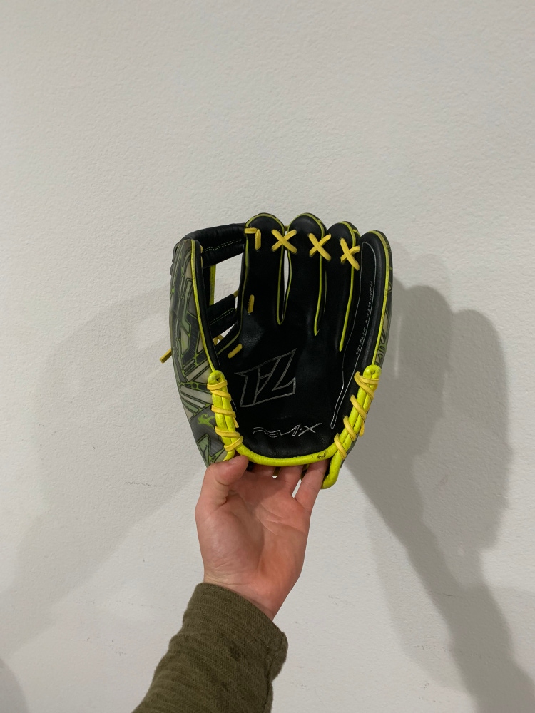 Used 2023 Right Hand Throw 11.75" REV1X Baseball Glove