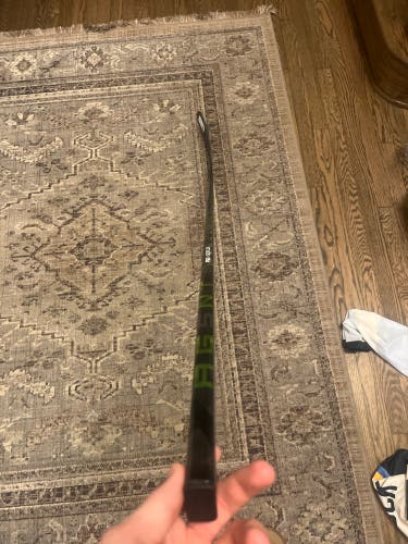 Bauer Agent 50 flex junior hockey stick right handed