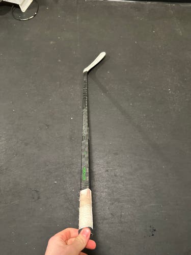 Senior Right Handed P29  RibCor Trigger 6 Pro Hockey Stick
