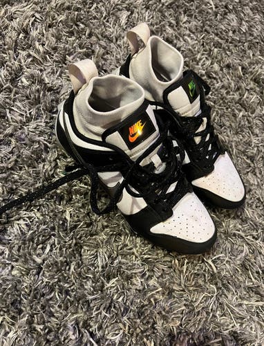 Nike Dunk Cleats 7.5