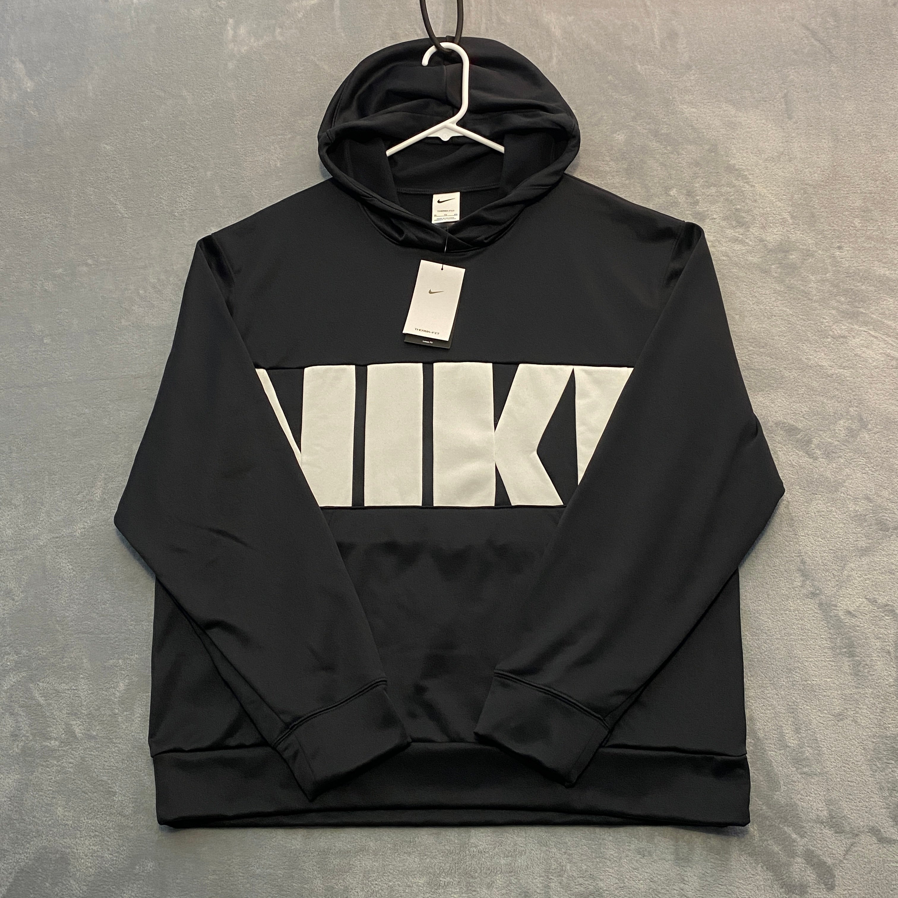 loose fit nike hoodie