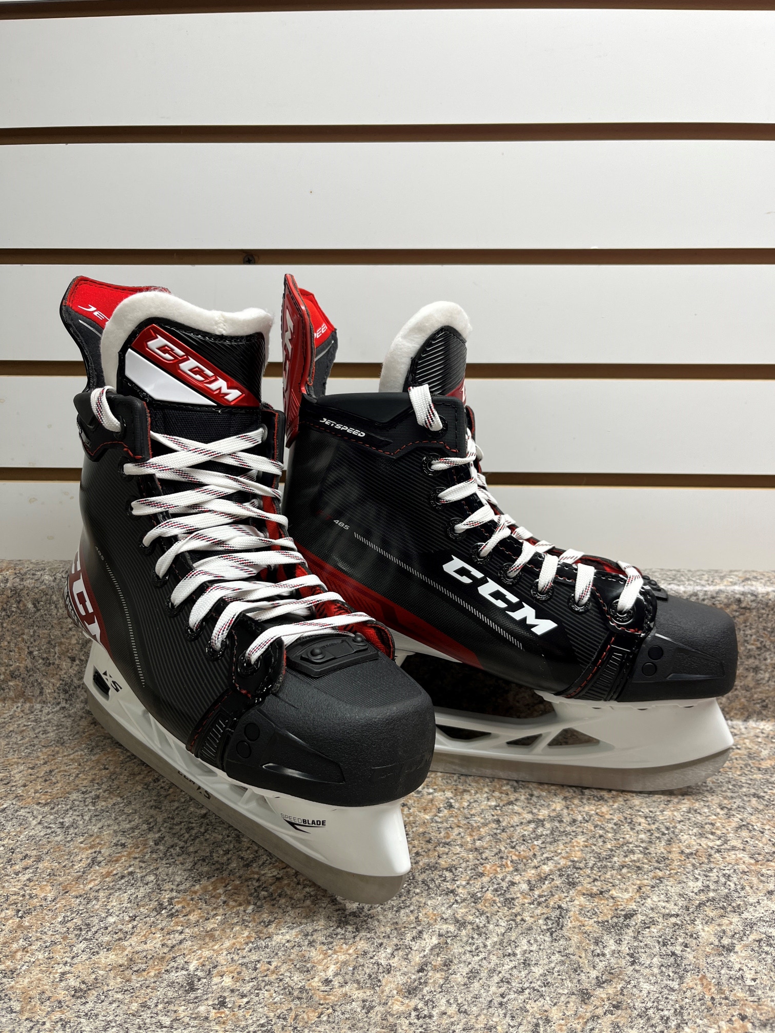 CCM JetSpeed FT485 Hockey Skates Size 5.5