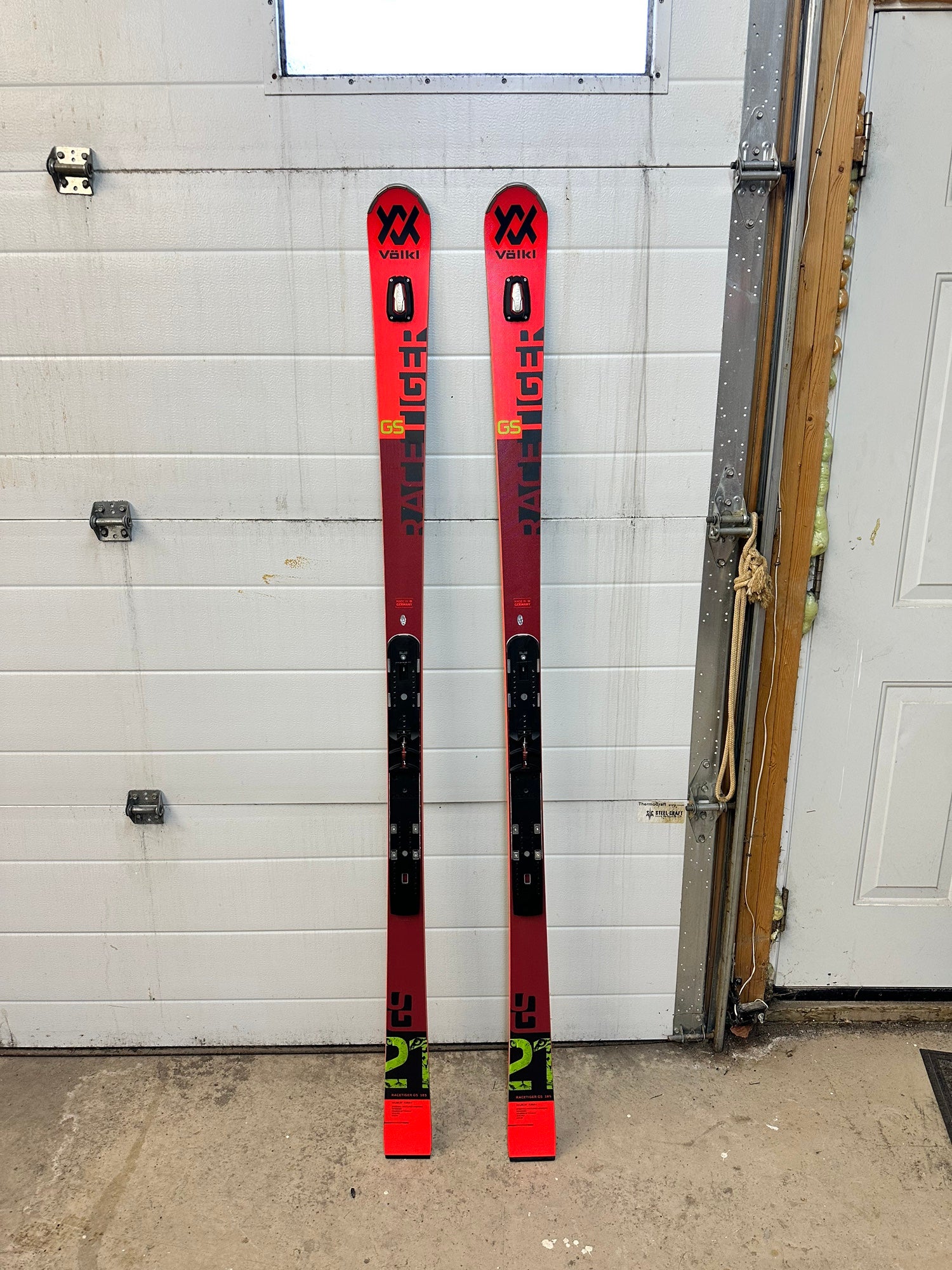 171 cm Volkl Racetiger JR GS - 17 M radius | SidelineSwap