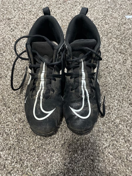 Used Molded Cleats Mid Top