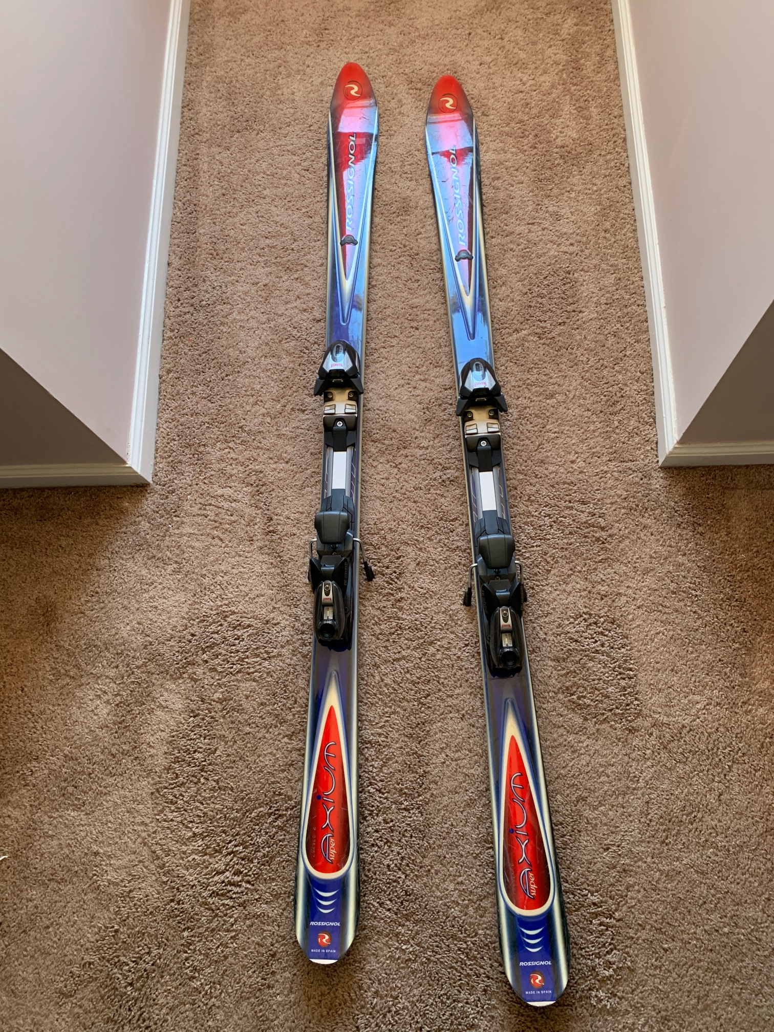 Used Men's Rossignol 160 cm All Mountain Skis With Bindings