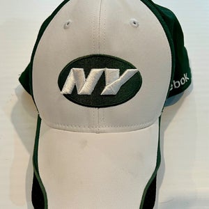Reebok Official NFL New York Jets Authentic ONFIELD Stretch Fitted Hat (S/M)