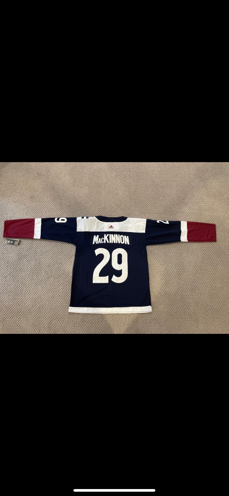 Nathan MacKinnon Colorado Avalanche alternate jersey size 50/medium