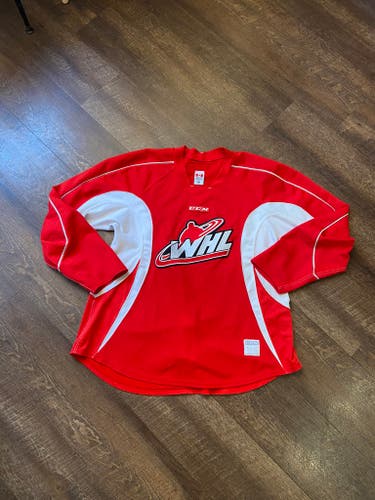 Red WHL Size 56 Men's CCM Practice Jersey