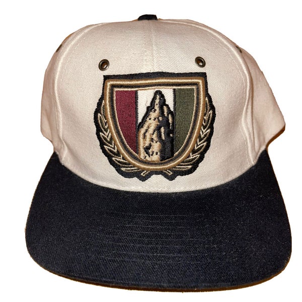 Vintage Mountain Nature Hiking Strapback Hat Cap