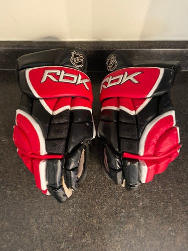 Used Reebok HG95 Gloves 15"