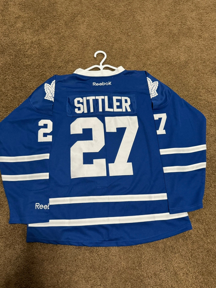 TORONTO MAPLE LEAFS SITTLER HOCKEY JERSEY WITH FIGHT STRAP NEW