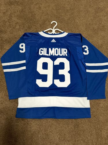 TORONTO MAPLE LEAFS GILMOUR HOCKEY JERSEY WITH FIGHT STRAP NEW