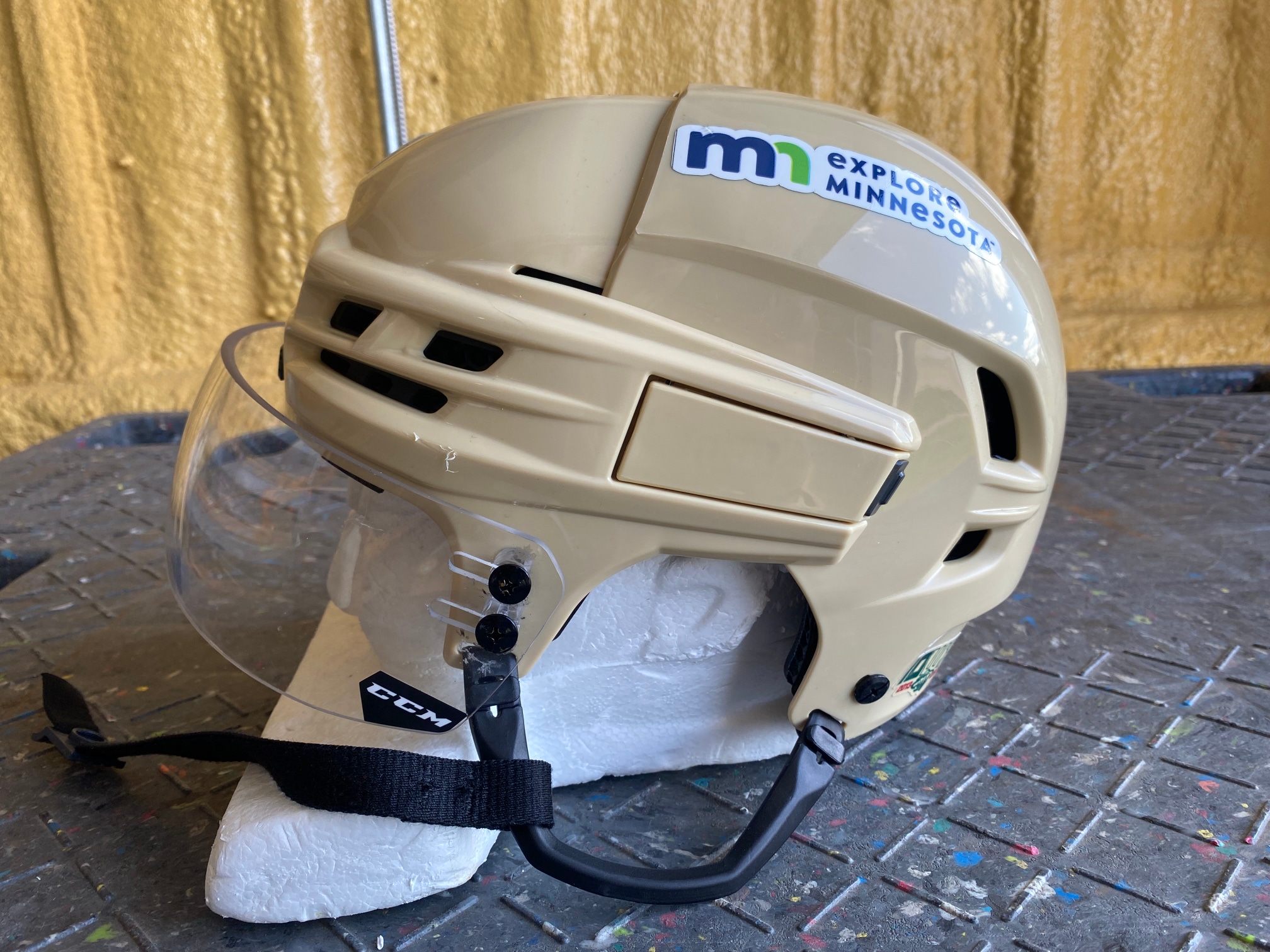 CCM SUPER TACKS X Pro Stock Hockey Helmet Wheat Beige Medium CCM Visor Combo 4713