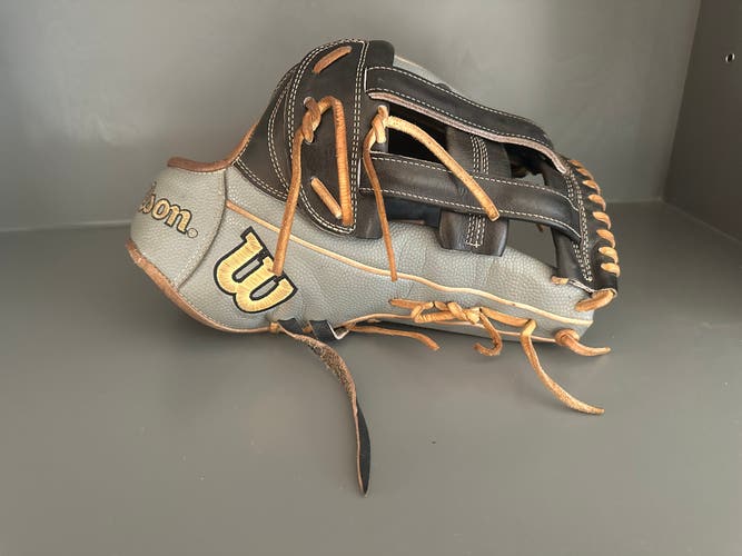 Wilson A2000 Baseball Glove