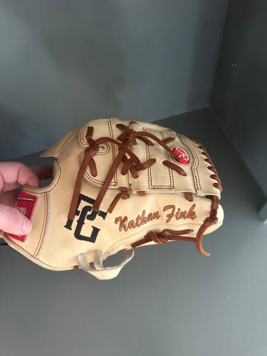 2019 Pitcher's 11.75" Pro Preferred Baseball Glove